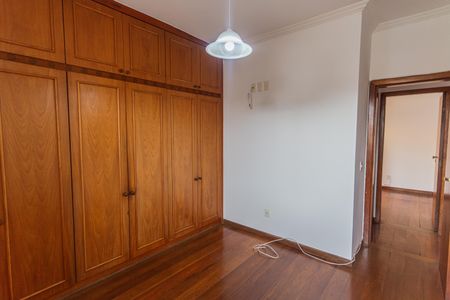 Apartamento à venda com 110m², 3 quartos e 2 vagas Apartamento à venda com 110m², 3 quartos e 2 vagasSuíte