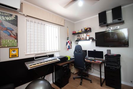 Casa à venda com 135m², 3 quartos e 3 vagasQuarto - 3