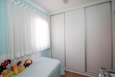 Casa à venda com 135m², 3 quartos e 3 vagasQuarto 2