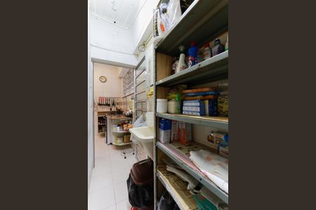 Casa à venda com 195m², 5 quartos e 2 vagasCasa 1 - Área de serviço 2