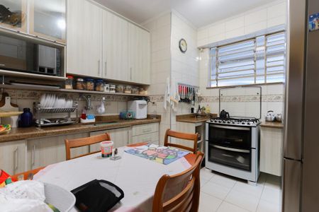 Casa à venda com 195m², 5 quartos e 2 vagasCasa 1 - Cozinha