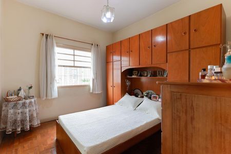 Casa à venda com 195m², 5 quartos e 2 vagasCasa 1 - Quarto 2