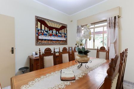 Casa à venda com 195m², 5 quartos e 2 vagasCasa 1 - Sala de jantar