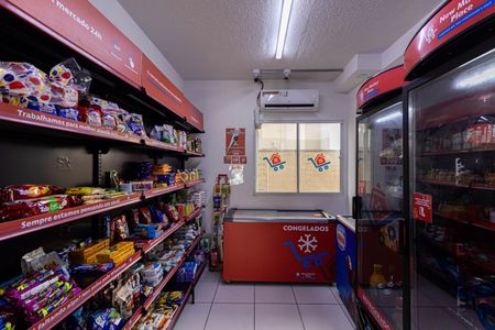 Casa à venda com 41m², 2 quartos e sem vagaÁrea Comum - Mini Mercado  