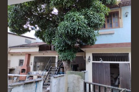 Casa para alugar com 380m², 4 quartos e 3 vagasFachada