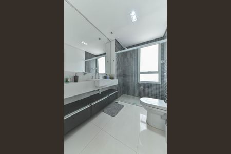 Apartamento para alugar com 97m², 2 quartos e 2 vagas Apartamento para alugar com 97m², 2 quartos e 2 vagasBanheiro da Suíte 2