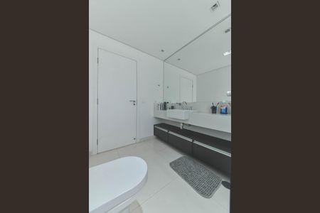Apartamento para alugar com 97m², 2 quartos e 2 vagas Apartamento para alugar com 97m², 2 quartos e 2 vagasBanheiro da Suíte 2