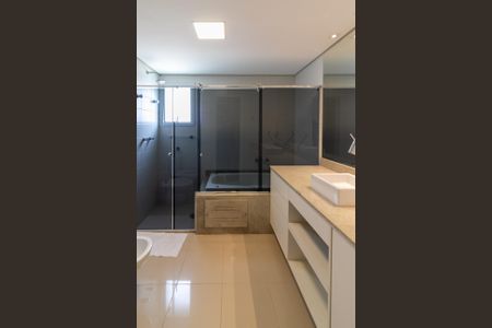 Apartamento para alugar com 266m², 4 quartos e 4 vagasBanheiro Suíte 4