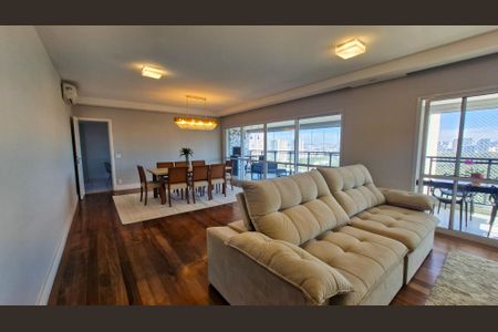 Apartamento para alugar com 266m², 4 quartos e 4 vagasSala