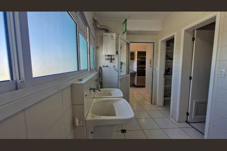 Apartamento para alugar com 266m², 4 quartos e 4 vagasLavanderia