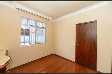 Apartamento à venda com 100m², 3 quartos e 2 vagas Apartamento à venda com 100m², 3 quartos e 2 vagasQUARTO3