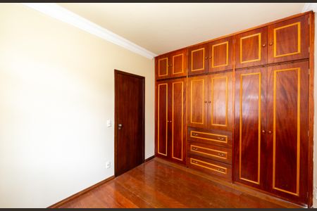 Apartamento à venda com 100m², 3 quartos e 2 vagas Apartamento à venda com 100m², 3 quartos e 2 vagasQUARTO3