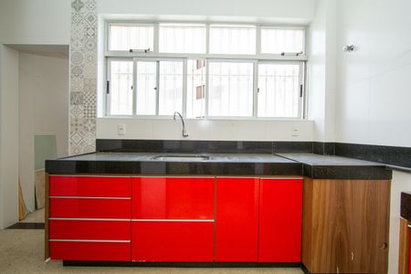 Apartamento à venda com 100m², 3 quartos e 2 vagas Apartamento à venda com 100m², 3 quartos e 2 vagasCOZINHA