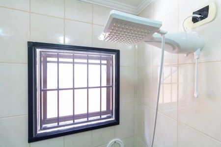 Casa à venda com 143m², 3 quartos e 3 vagasBanheiro 2