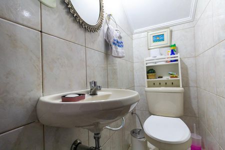 Casa à venda com 143m², 3 quartos e 3 vagasLavabo