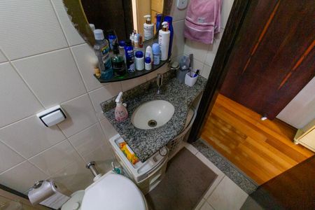 Casa à venda com 143m², 3 quartos e 3 vagasBanheiro 1