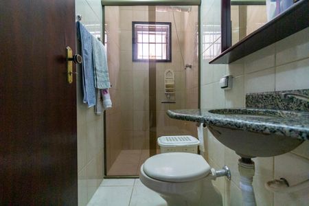 Casa à venda com 143m², 3 quartos e 3 vagasBanheiro 2