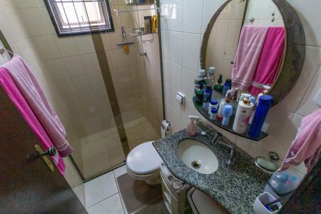 Casa à venda com 143m², 3 quartos e 3 vagasBanheiro 1