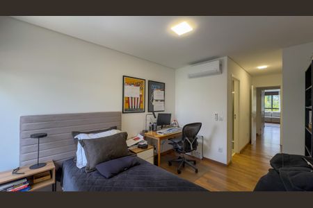 Casa para alugar com 400m², 4 quartos e 4 vagas Casa para alugar com 400m², 4 quartos e 4 vagasQuarto 4 - Suíte