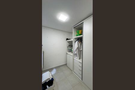 Casa para alugar com 400m², 4 quartos e 4 vagas Casa para alugar com 400m², 4 quartos e 4 vagasÁrea de Serviço