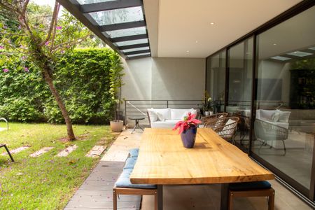 Casa para alugar com 400m², 4 quartos e 4 vagas Casa para alugar com 400m², 4 quartos e 4 vagasÁrea gourmet