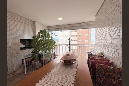 Apartamento para alugar com 110m², 3 quartos e 2 vagasSacada