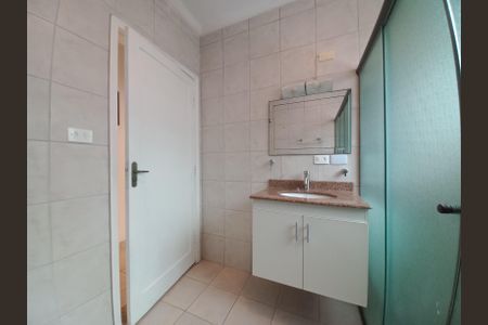 Apartamento para alugar com 93m², 2 quartos e sem vagaBanheiro
