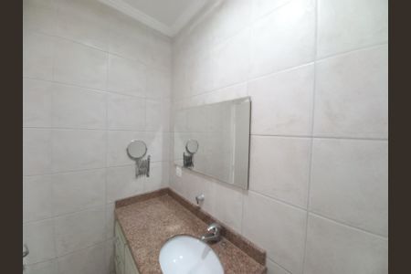 Apartamento para alugar com 93m², 2 quartos e sem vagaBanheiro