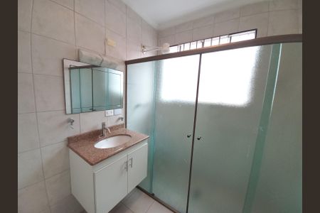 Apartamento para alugar com 93m², 2 quartos e sem vagaBanheiro