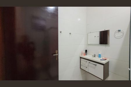 Casa para alugar com 65m², 2 quartos e sem vaga Casa para alugar com 65m², 2 quartos e sem vagaBanheiro