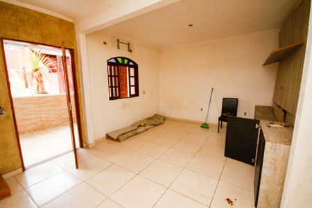 Sala de casa para alugar com 4 quartos, 330m² em Maracanã, Praia Grande