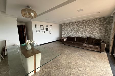 Apartamento para alugar com 150m², 3 quartos e 3 vagas Apartamento para alugar com 150m², 3 quartos e 3 vagasSala