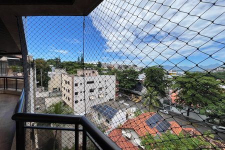 Apartamento para alugar com 150m², 3 quartos e 3 vagas Apartamento para alugar com 150m², 3 quartos e 3 vagasVaranda