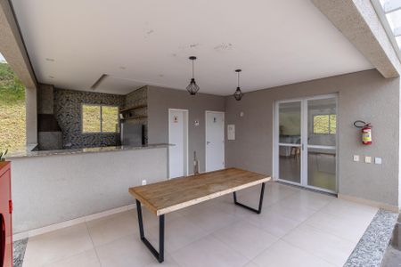 Apartamento para alugar com 48m², 2 quartos e 1 vaga Apartamento para alugar com 48m², 2 quartos e 1 vagaÁrea comum - Salão de festas