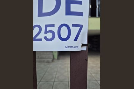 Casa à venda com 218m², 3 quartos e 4 vagas