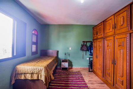 Casa à venda com 218m², 3 quartos e 4 vagas