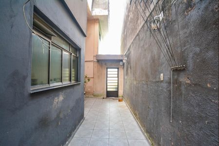 Casa à venda com 218m², 3 quartos e 4 vagas