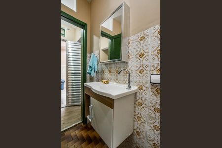 Casa à venda com 218m², 3 quartos e 4 vagas