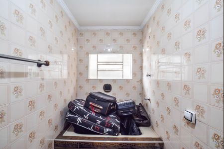 Casa à venda com 218m², 3 quartos e 4 vagas