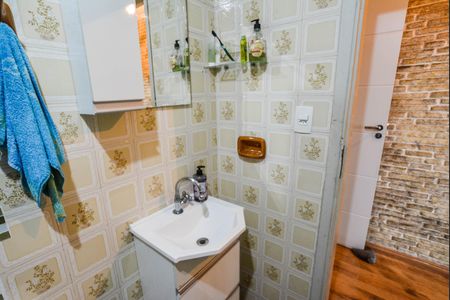 Casa à venda com 218m², 3 quartos e 4 vagas