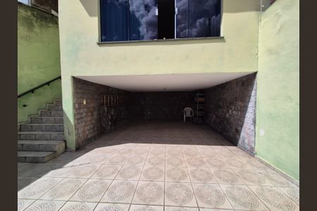 Casa à venda com 218m², 3 quartos e 4 vagas