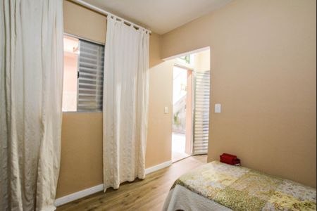 Casa à venda com 218m², 3 quartos e 4 vagas