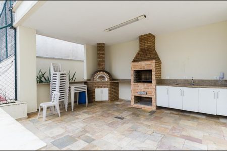 Apartamento à venda com 74m², 3 quartos e 2 vagas Apartamento à venda com 74m², 3 quartos e 2 vagasÁrea comum - Churrasqueira