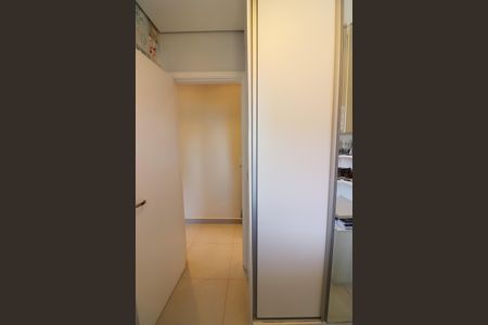 Apartamento à venda com 74m², 3 quartos e 2 vagasQuarto 3