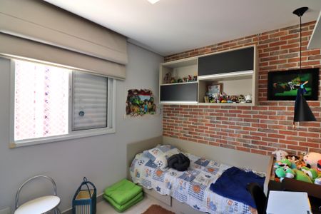 Apartamento à venda com 74m², 3 quartos e 2 vagasQuarto 2