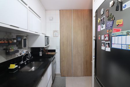 Apartamento à venda com 74m², 3 quartos e 2 vagasCozinha 