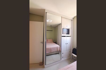Apartamento à venda com 74m², 3 quartos e 2 vagasQuarto 1 - Suíte