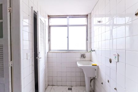 Apartamento à venda com 67m², 2 quartos e 1 vagaÁrea de Serviço