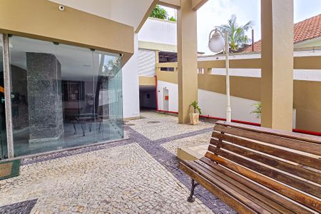 Apartamento à venda com 67m², 2 quartos e 1 vagaHall de entrada