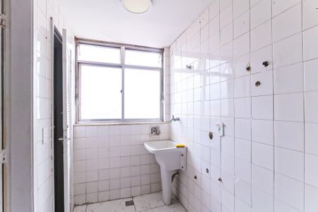 Apartamento à venda com 67m², 2 quartos e 1 vagaÁrea de Serviço